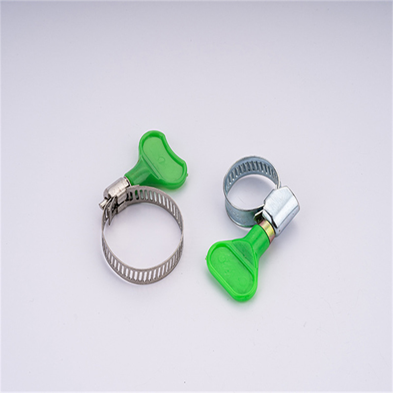 Turn- key hose clamp