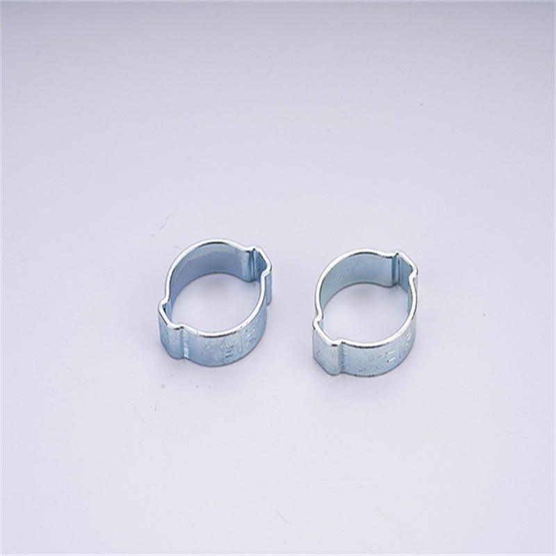 Two-ear hose clamp